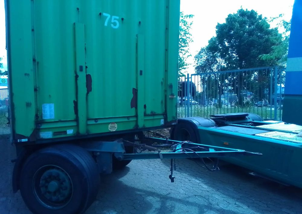 Krone Przyczepa 3 osie Firanka - Tenthaagis: pilt 1 Krone Przyczepa 3 osie Firanka - Tenthaagis: pilt 1