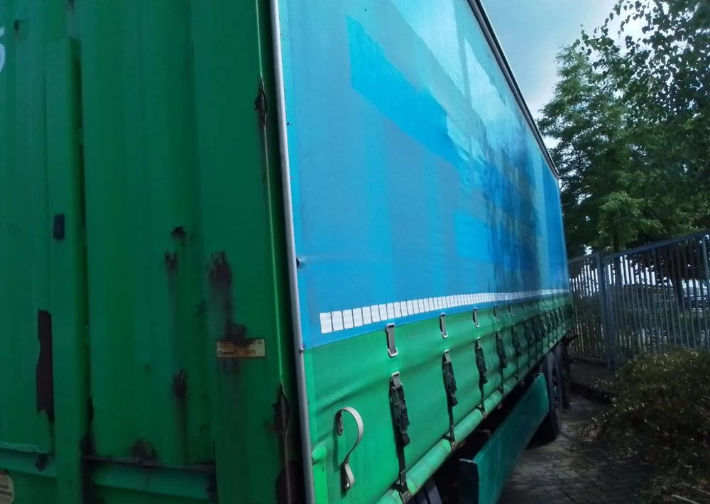 Krone Przyczepa 3 osie Firanka - Tenthaagis: pilt 3 Krone Przyczepa 3 osie Firanka - Tenthaagis: pilt 3