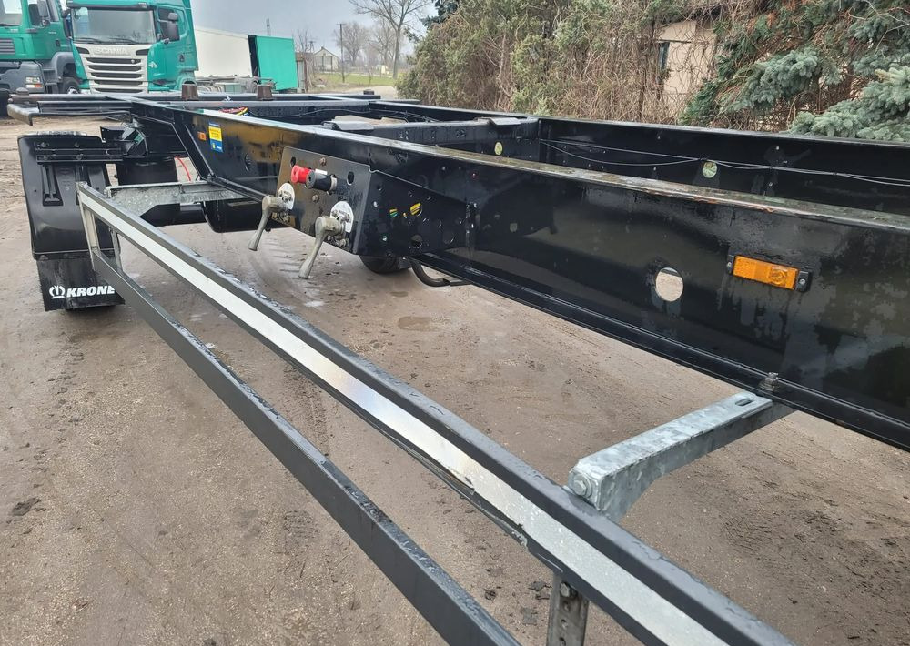 Krone Przyczepa BDF - Konteinerveduk/ Tõstuk järelhaagis: pilt 3 Krone Przyczepa BDF - Konteinerveduk/ Tõstuk järelhaagis: pilt 3