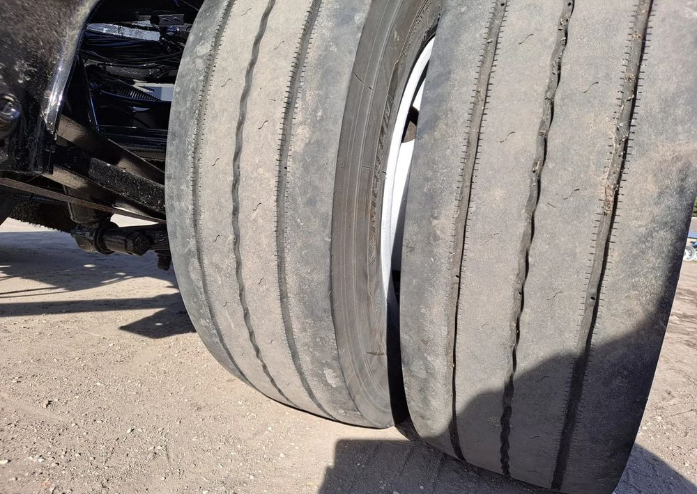 Krone Przyczepa Krone BDF 2017r - Konteinerveduk/ Tõstuk järelhaagis: pilt 5 Krone Przyczepa Krone BDF 2017r - Konteinerveduk/ Tõstuk järelhaagis: pilt 5