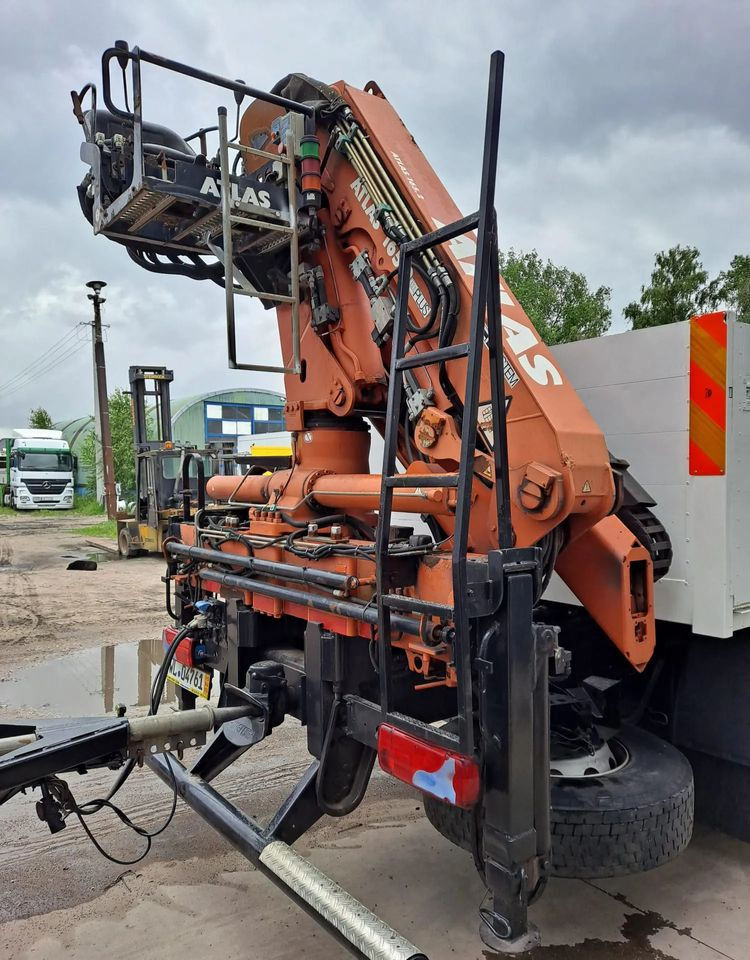 MAN TGS 26.400 Budowlanka Euro 6 - Madelveok/ Platvormveok, Kraanaga veoauto: pilt 3 MAN TGS 26.400 Budowlanka Euro 6 - Madelveok/ Platvormveok, Kraanaga veoauto: pilt 3