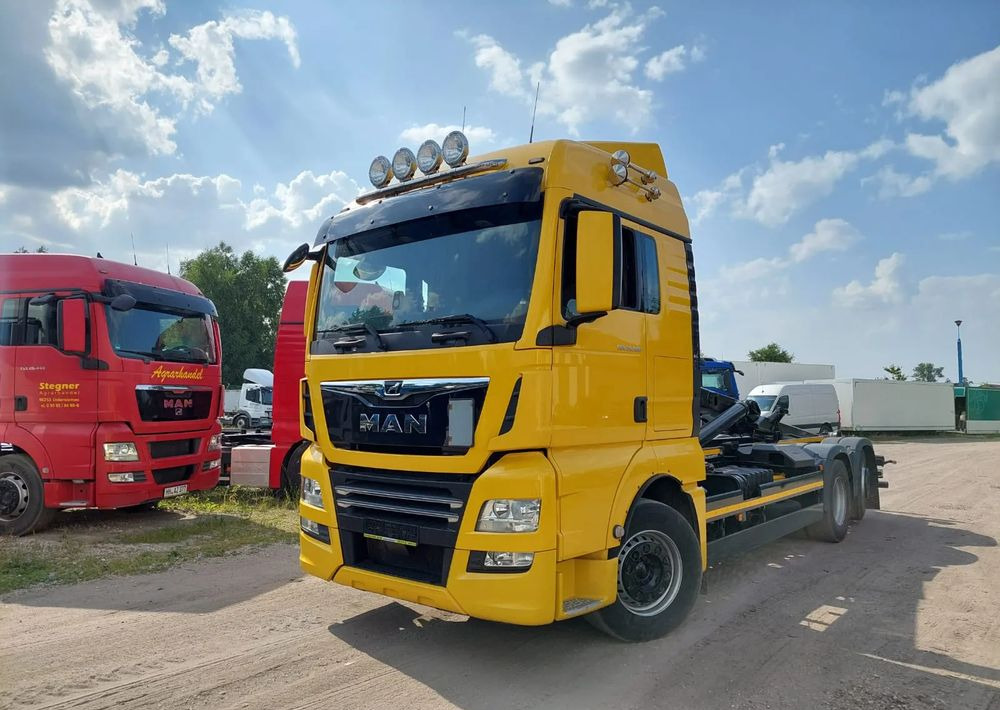 MAN TGX 26-500 Hakowiec oś skrętna - Konkstõstukiga veoauto: pilt 2 MAN TGX 26-500 Hakowiec oś skrętna - Konkstõstukiga veoauto: pilt 2