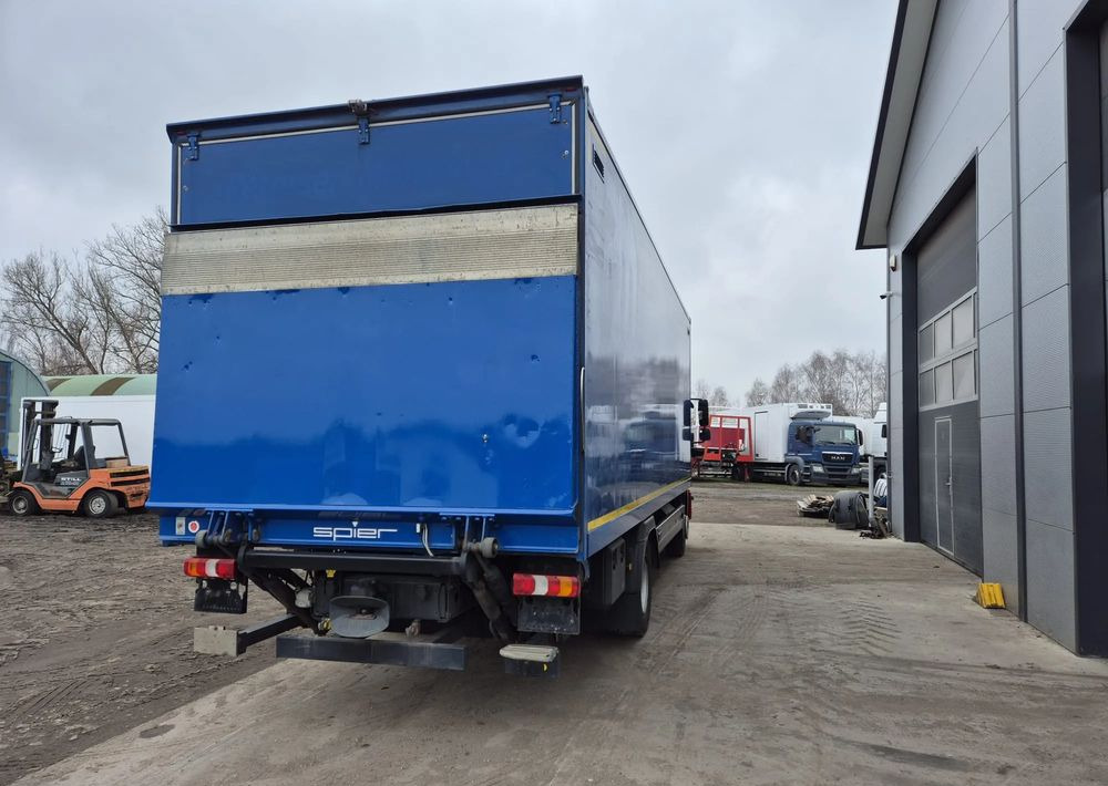 Mercedes-Benz Atego 1330 Euro 6 - Kasti veoauto: pilt 3 Mercedes-Benz Atego 1330 Euro 6 - Kasti veoauto: pilt 3