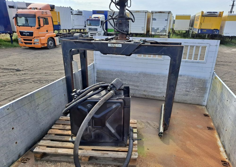 Mercedes-Benz Urządzenie dźwigowe HIAB XS122 - Kallurauto: pilt 3 Mercedes-Benz Urządzenie dźwigowe HIAB XS122 - Kallurauto: pilt 3