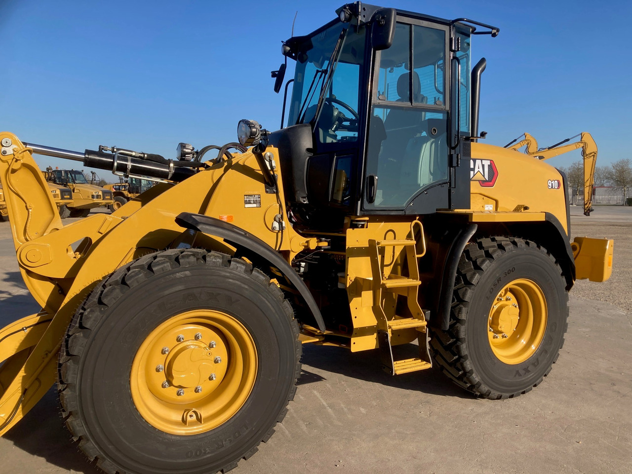 CATERPILLAR 910 - Rataslaadur: pilt 2 CATERPILLAR 910 - Rataslaadur: pilt 2