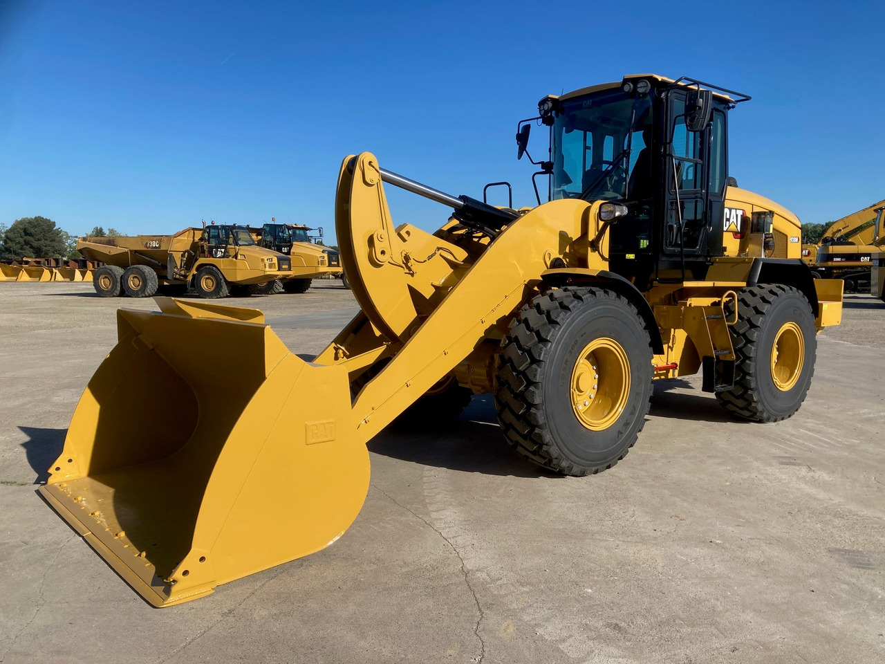 CATERPILLAR 938M - Rataslaadur: pilt 3 CATERPILLAR 938M - Rataslaadur: pilt 3