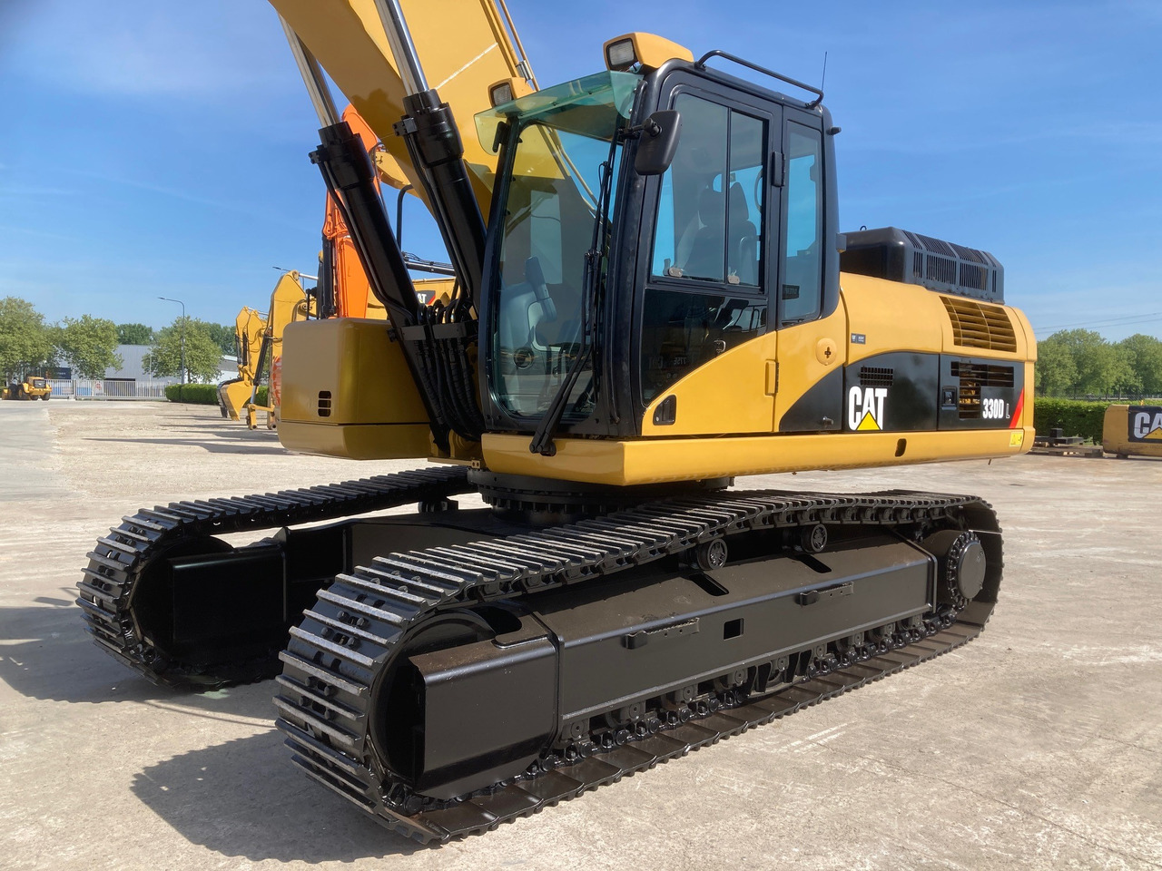 Caterpillar 330DL - Lintekskavaator: pilt 2 Caterpillar 330DL - Lintekskavaator: pilt 2