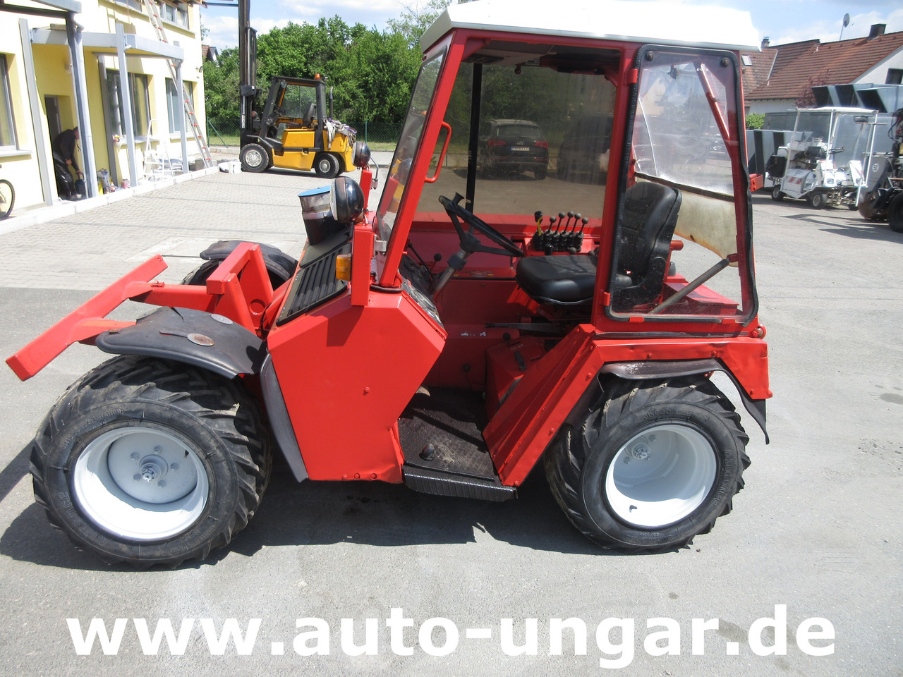 Aebi Terratrac TT88 Bergtraktor Metrac 4x4 Hydrostat 2x Zapfwelle Heckhydraulik - Traktor: pilt 4 Aebi Terratrac TT88 Bergtraktor Metrac 4x4 Hydrostat 2x Zapfwelle Heckhydraulik - Traktor: pilt 4