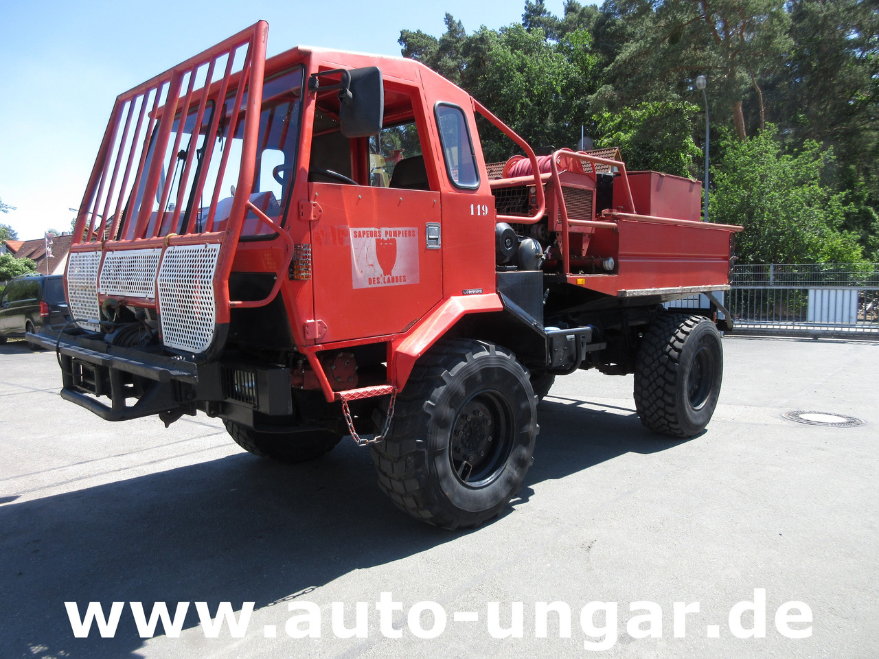 BRIMONT PM ETR Feuerwehr 4x4x4 AHK verwindbarer Rahmen Off-Road Winde Kriechgang - Tuletõrjeauto: pilt 3 BRIMONT PM ETR Feuerwehr 4x4x4 AHK verwindbarer Rahmen Off-Road Winde Kriechgang - Tuletõrjeauto: pilt 3