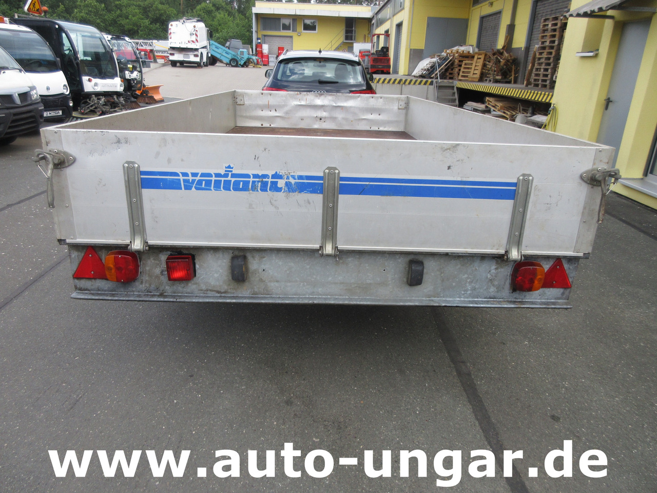 Buhl Variant 2000 Anhänger Pritsche Hochlader 2.000kg Alubordwände - Platvormhaagis/ Madelhaagis: pilt 3 Buhl Variant 2000 Anhänger Pritsche Hochlader 2.000kg Alubordwände - Platvormhaagis/ Madelhaagis: pilt 3