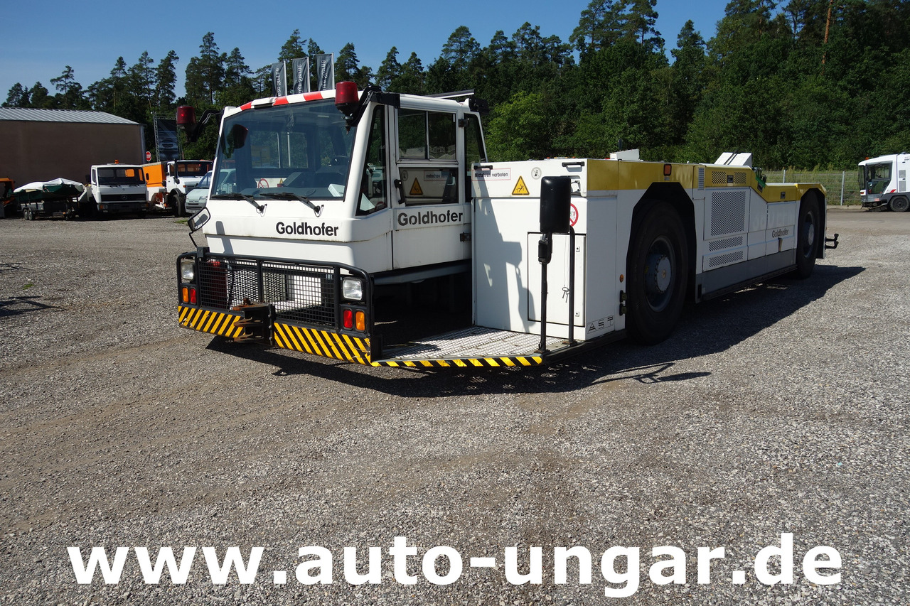 GOLDHOFER AST-1 A500 Baujahr 1999 Push-Back towbarless Pushback Liebherr used GSE - Lennukite puksiirsõiduk: pilt 3 GOLDHOFER AST-1 A500 Baujahr 1999 Push-Back towbarless Pushback Liebherr used GSE - Lennukite puksiirsõiduk: pilt 3