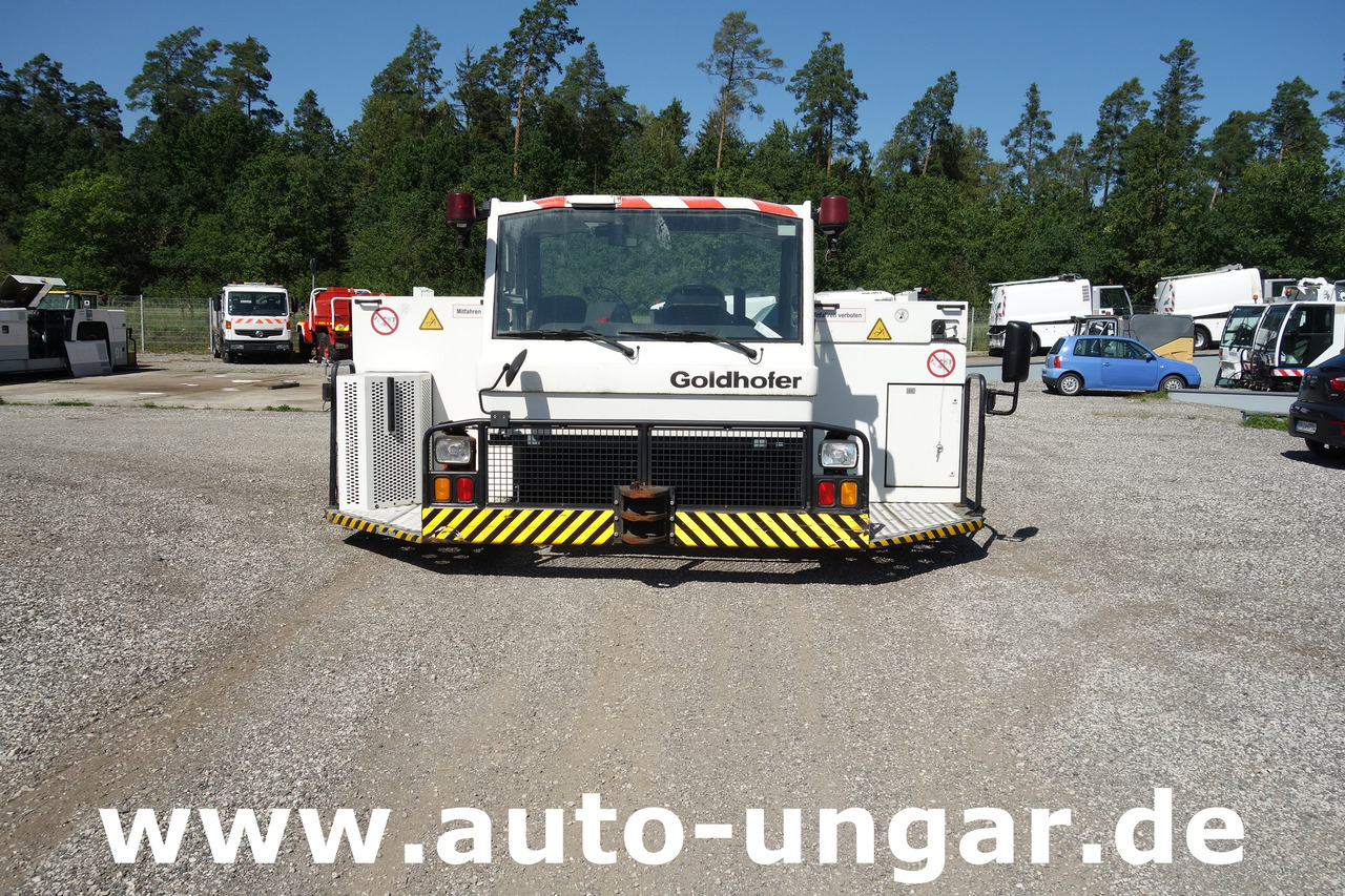 GOLDHOFER AST-1 A500 Baujahr 1999 Push-Back towbarless Pushback Liebherr used GSE - Lennukite puksiirsõiduk: pilt 2 GOLDHOFER AST-1 A500 Baujahr 1999 Push-Back towbarless Pushback Liebherr used GSE - Lennukite puksiirsõiduk: pilt 2