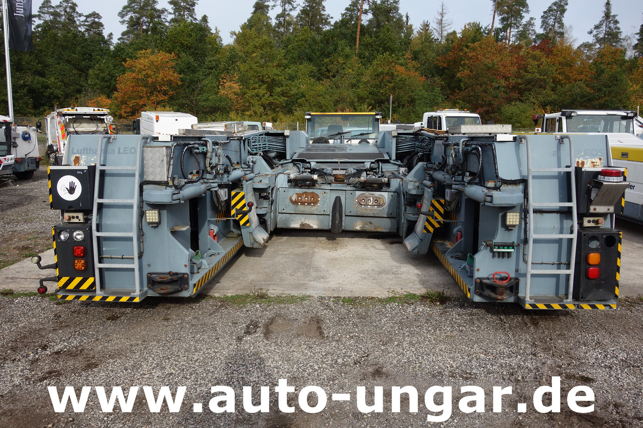 Goldhofer AST-1X 1360 Allradlenkung 6x6 towbarless Pushback Airbus A380 Deutz TCD 2015 V08 - 1.360PS - Lennukite puksiirsõiduk: pilt 5 Goldhofer AST-1X 1360 Allradlenkung 6x6 towbarless Pushback Airbus A380 Deutz TCD 2015 V08 - 1.360PS - Lennukite puksiirsõiduk: pilt 5