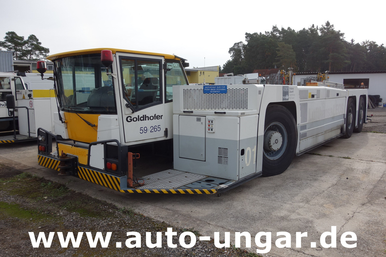 Goldhofer AST-1X 1360 Allradlenkung 6x6 towbarless Pushback Airbus A380 Deutz TCD 2015 V08 - 1.360PS - Lennukite puksiirsõiduk: pilt 3 Goldhofer AST-1X 1360 Allradlenkung 6x6 towbarless Pushback Airbus A380 Deutz TCD 2015 V08 - 1.360PS - Lennukite puksiirsõiduk: pilt 3