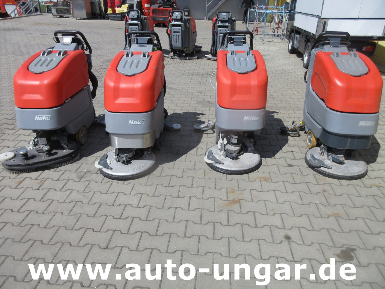 Hako B45 Scheuersaugmaschine B45CL eigener Antrieb Scrubber - Põrandapesumasin: pilt 1 Hako B45 Scheuersaugmaschine B45CL eigener Antrieb Scrubber - Põrandapesumasin: pilt 1