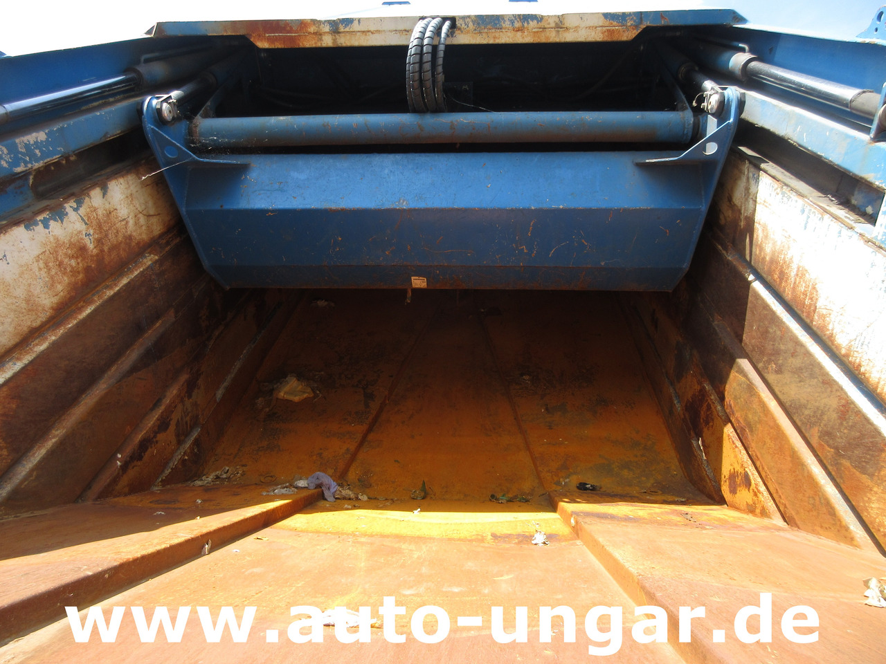 Prügiauto ISUZU NQR Smoother Q75 Y07 Müllwagen 8m³ TECNO 7.500kg Kipper Presse Lifter: pilt 26