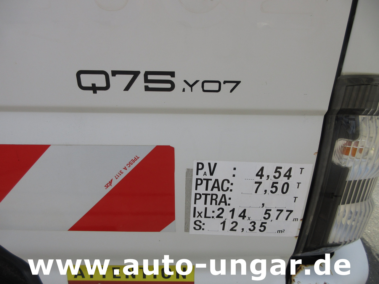 Prügiauto ISUZU NQR Smoother Q75 Y07 Müllwagen 8m³ TECNO 7.500kg Kipper Presse Lifter: pilt 10