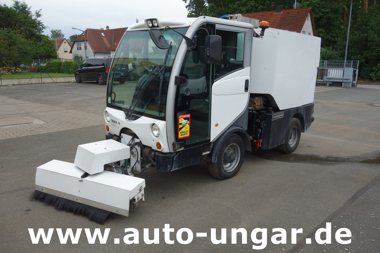 Bucher CityCat CC 2020 Bj. 2011 Schwemmfahrzeug Streetwasher Laveuse CityLav - Kommunaal-/ Erisõiduk: pilt 3 Bucher CityCat CC 2020 Bj. 2011 Schwemmfahrzeug Streetwasher Laveuse CityLav - Kommunaal-/ Erisõiduk: pilt 3
