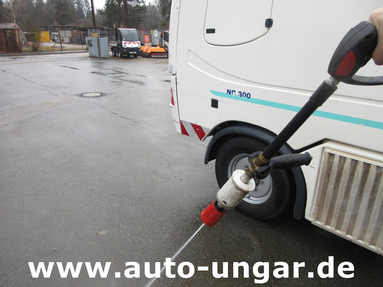 Multicar Tremo X56 4x4x4 CMAR NC300 Schwemmfahrzeug Bj. 2014 EU5 Hochdruck - Kommunaal-/ Erisõiduk: pilt 2 Multicar Tremo X56 4x4x4 CMAR NC300 Schwemmfahrzeug Bj. 2014 EU5 Hochdruck - Kommunaal-/ Erisõiduk: pilt 2