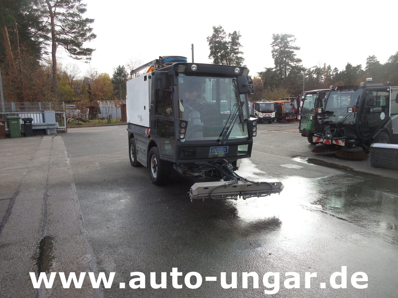 Schmidt CityJet 3000 Swingo + Cargy Schwemmfahrzeug aus 2018 80bar 3000l - Kommunaal-/ Erisõiduk: pilt 3 Schmidt CityJet 3000 Swingo + Cargy Schwemmfahrzeug aus 2018 80bar 3000l - Kommunaal-/ Erisõiduk: pilt 3