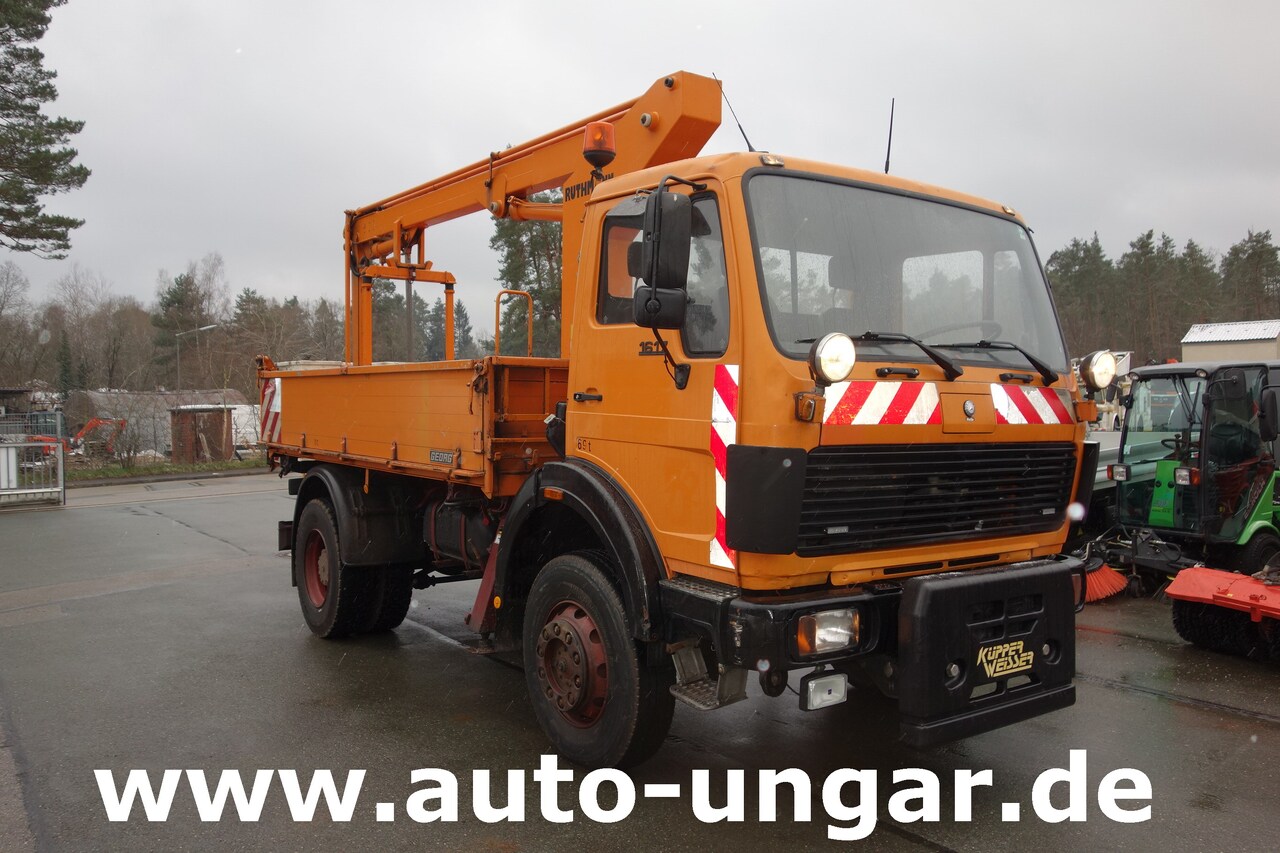MERCEDES-BENZ Mercedes 1617 AK 4x4 Kipper Ruthmann K 115 Steiger Arbeitsbühne Kommunalfahrzeug - Kallurauto: pilt 1 MERCEDES-BENZ Mercedes 1617 AK 4x4 Kipper Ruthmann K 115 Steiger Arbeitsbühne Kommunalfahrzeug - Kallurauto: pilt 1