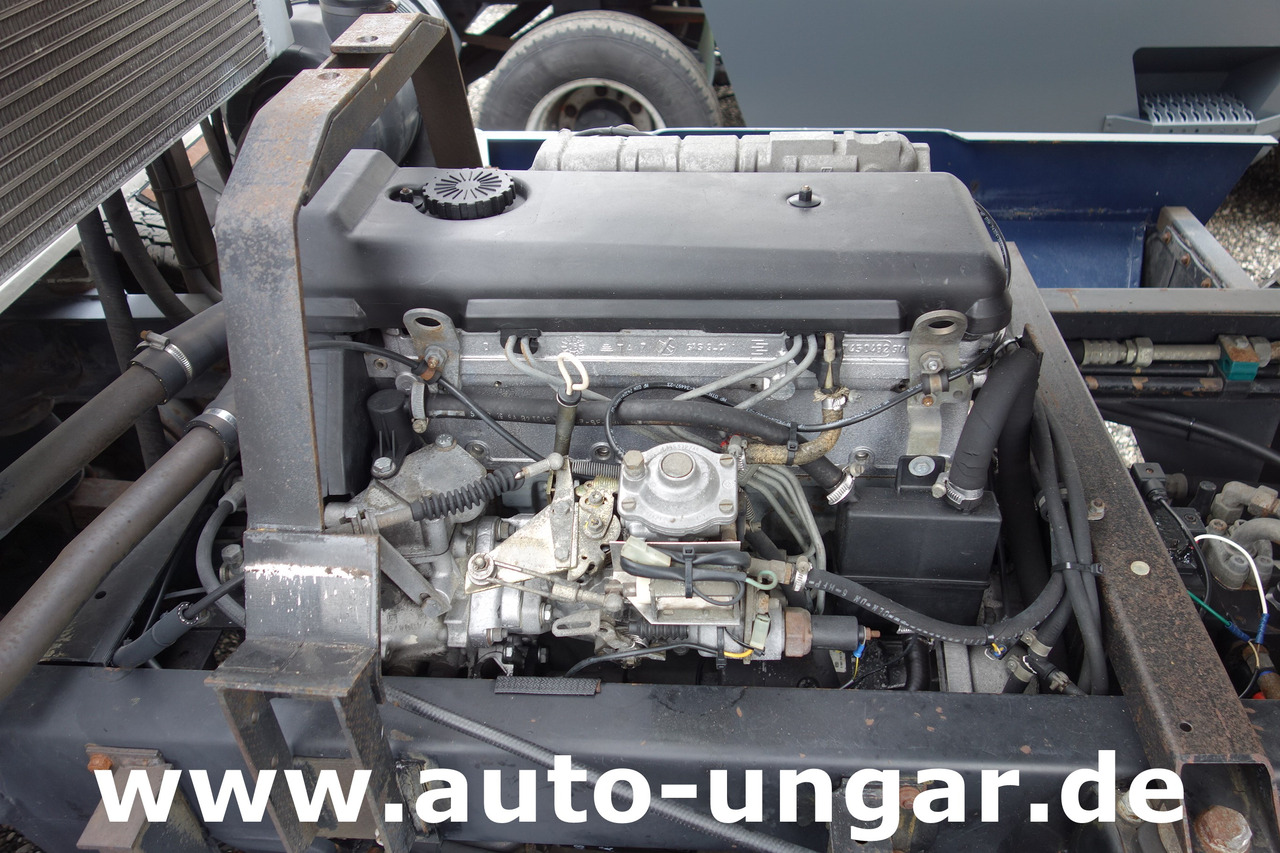 Lennukite puksiirsõiduk Multicar M26 Champion Flugzeugschlepper Doka GSE Airport Push Back Industrieschlepper: pilt 30