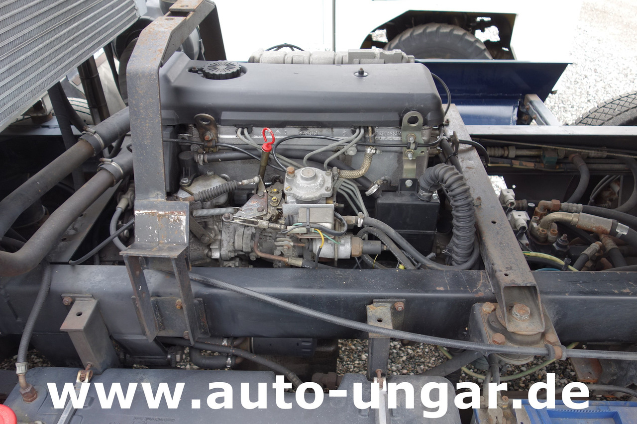 Lennukite puksiirsõiduk Multicar M26 Champion Flugzeugschlepper Doka GSE Airport Push Back Industrieschlepper: pilt 35