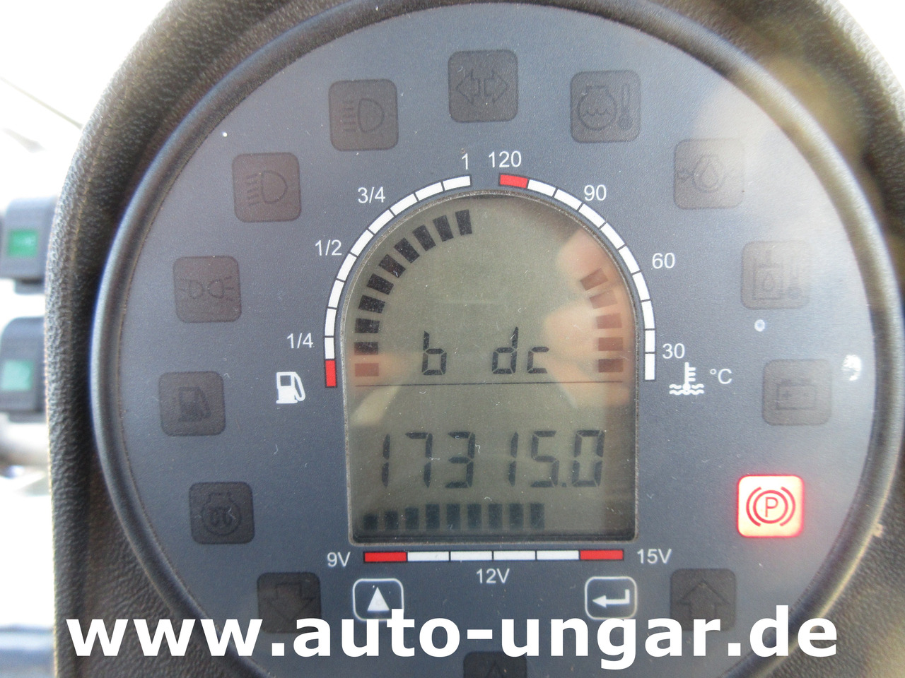 Tänavapühkimismasin NILFISK CR3500 CityRanger Schmidt Flexigo Multigo 4x4 Kehrmaschine Geräteträger: pilt 20 Tänavapühkimismasin NILFISK CR3500 CityRanger Schmidt Flexigo Multigo 4x4 Kehrmaschine Geräteträger: pilt 20