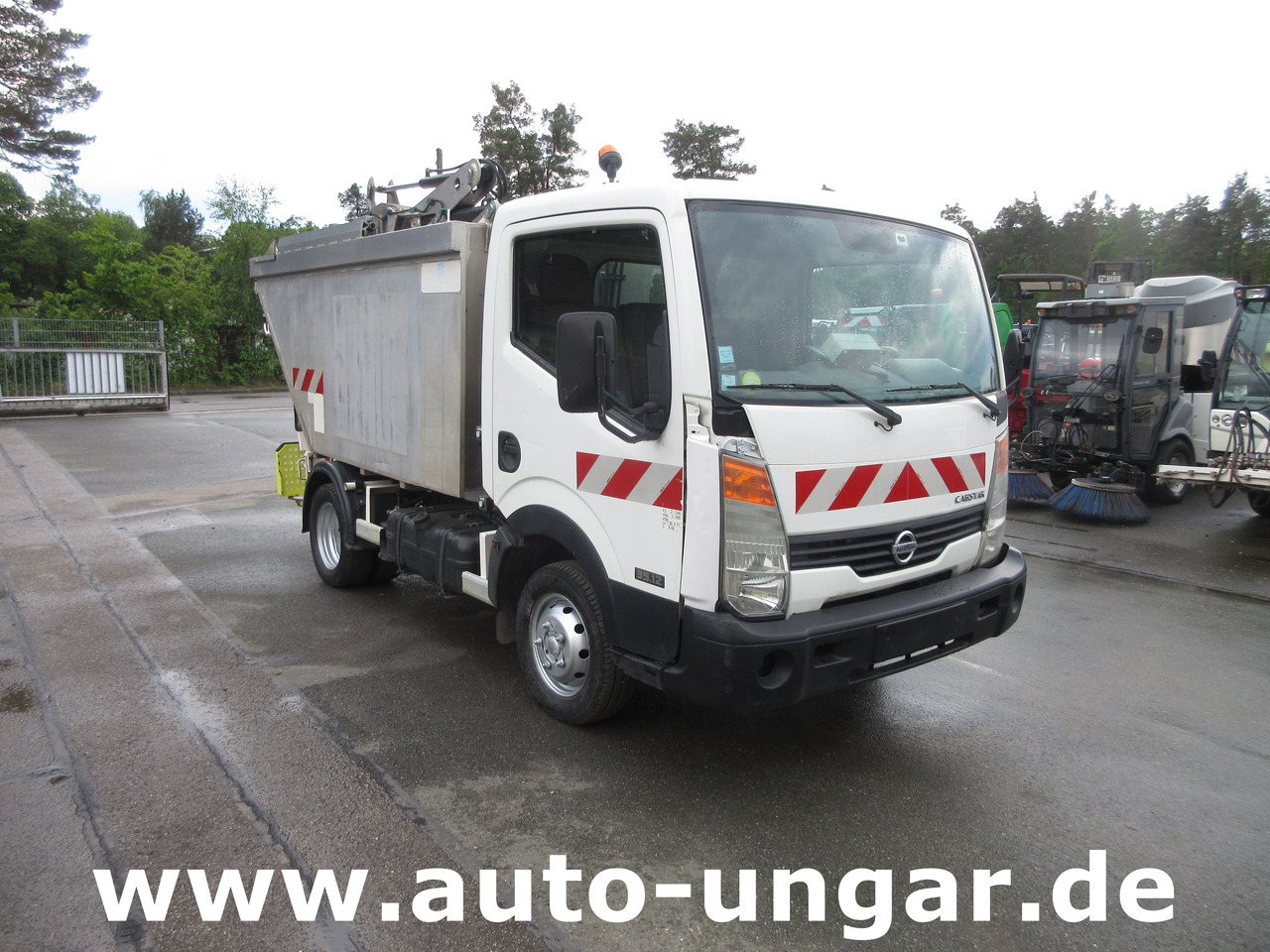 NISSAN Cabstar Faun City - Provence Benne Müllwagen Lifter Presse Kipper 3.500kg - Prügiauto: pilt 1 NISSAN Cabstar Faun City - Provence Benne Müllwagen Lifter Presse Kipper 3.500kg - Prügiauto: pilt 1