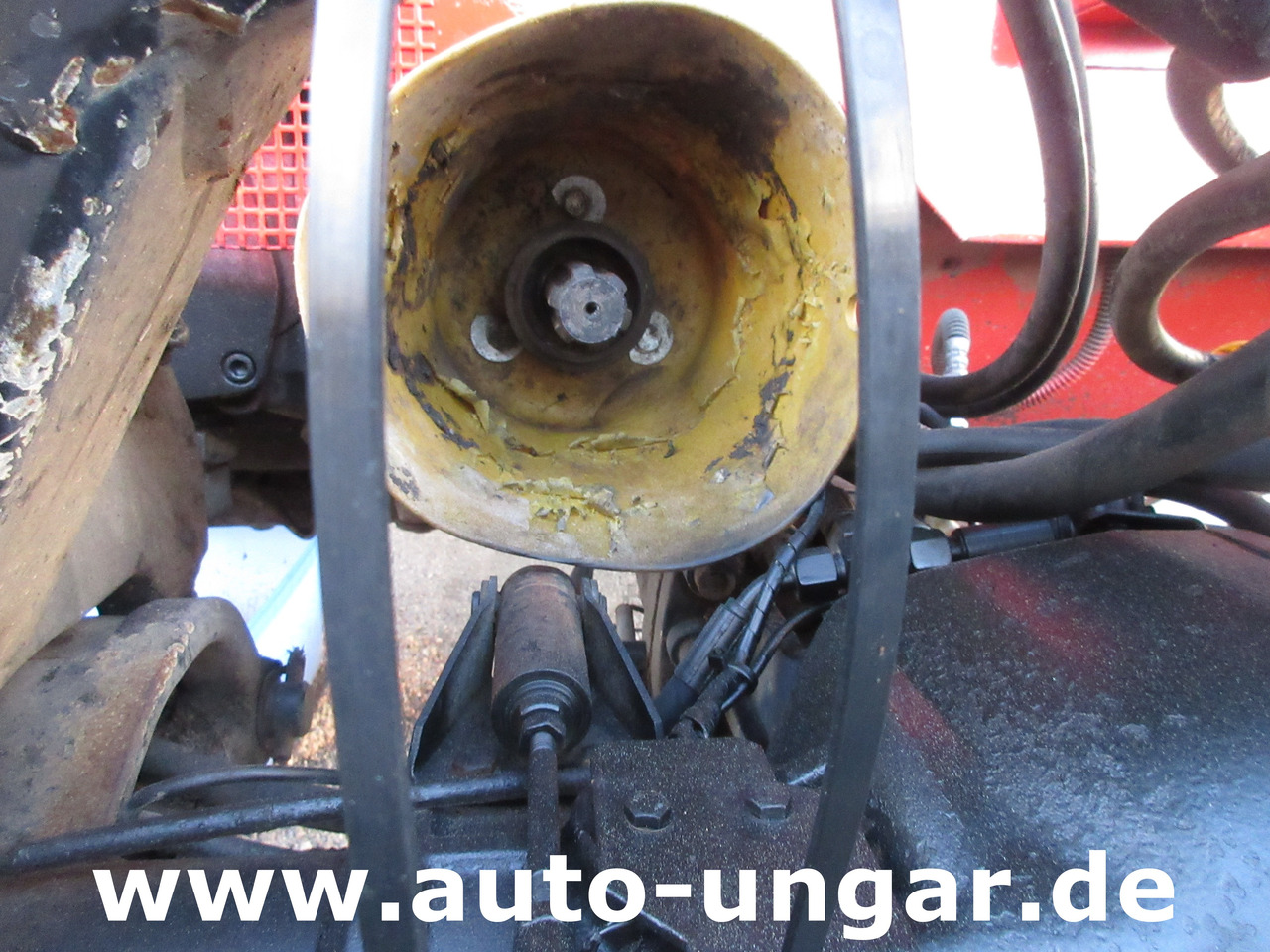 Reform Metrac H7S MOTORSCHADEN Bj. 2004 Front- & Heckzapfwelle Fronthydraulik - Traktor: pilt 4 Reform Metrac H7S MOTORSCHADEN Bj. 2004 Front- & Heckzapfwelle Fronthydraulik - Traktor: pilt 4