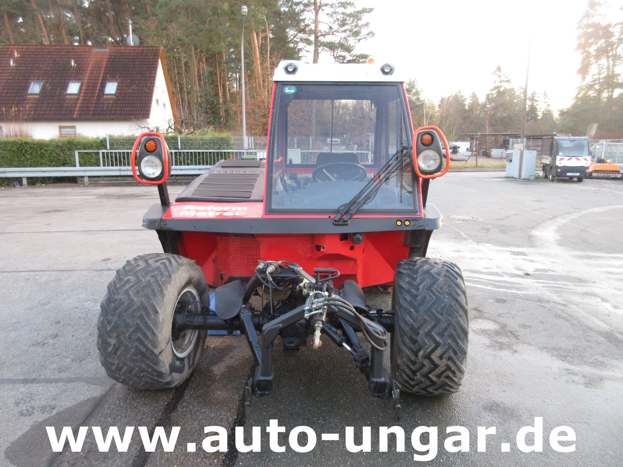 Reform Metrac H7S MOTORSCHADEN Bj. 2004 Front- & Heckzapfwelle Fronthydraulik - Traktor: pilt 2 Reform Metrac H7S MOTORSCHADEN Bj. 2004 Front- & Heckzapfwelle Fronthydraulik - Traktor: pilt 2