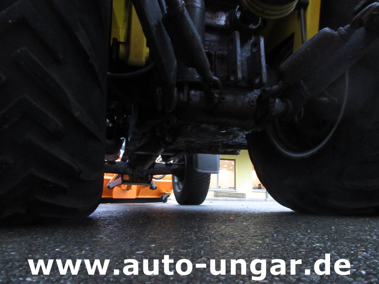 Munitsipaaltraktor Schanzlin 304 Diesel 4x4 Winterdienst Pflug & Streuer 2-Sitzer Zapfwelle: pilt 10