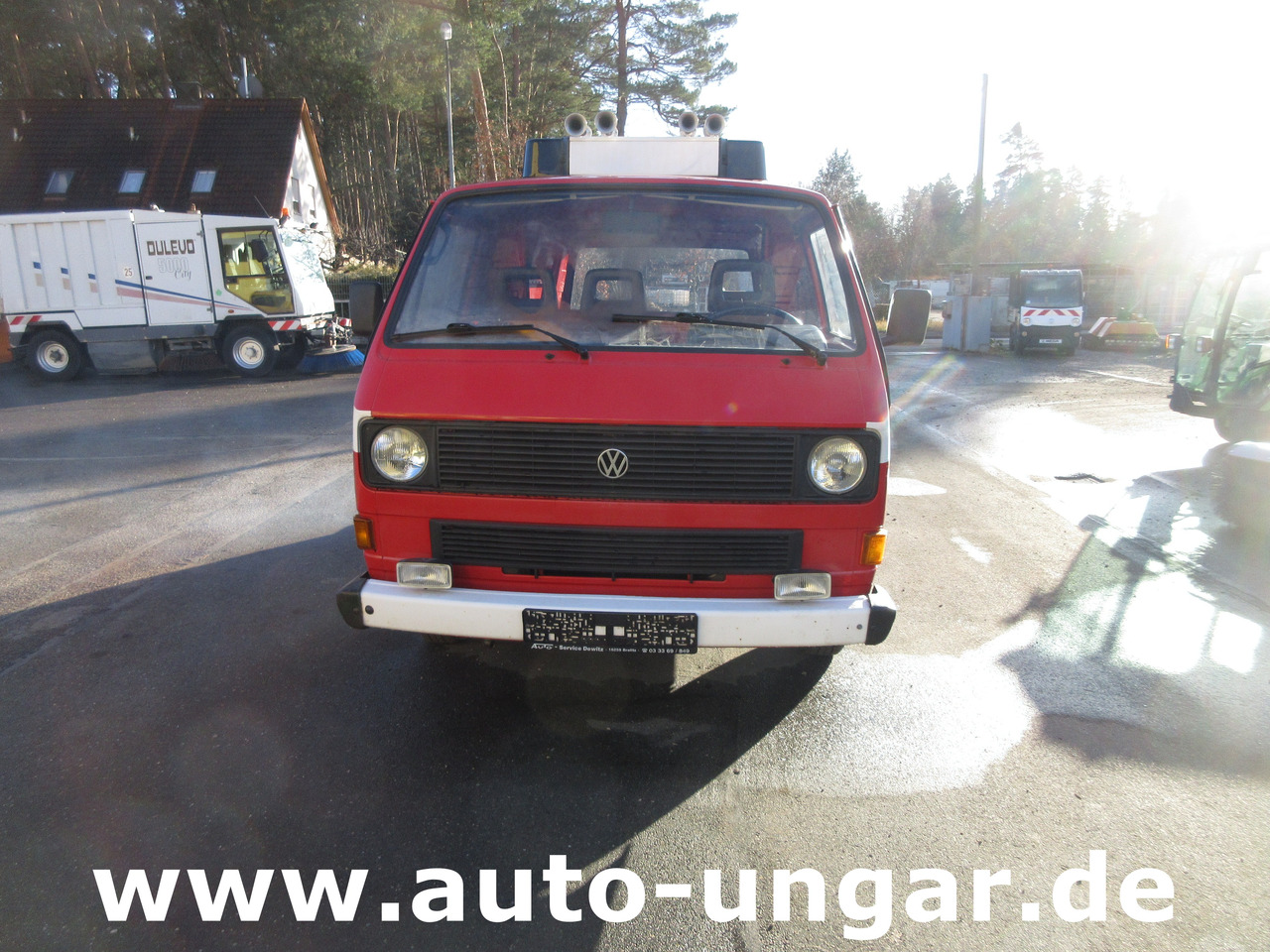 VOLKSWAGEN VW T3 Transporter Turbodiesel Feuerwehr ELF 1 aus 1985 - Tuletõrjeauto: pilt 2 VOLKSWAGEN VW T3 Transporter Turbodiesel Feuerwehr ELF 1 aus 1985 - Tuletõrjeauto: pilt 2