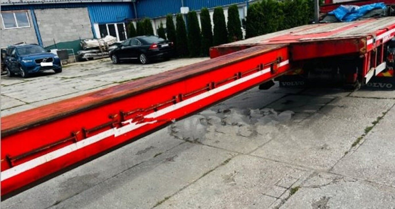 Bodex 53t/40t/28m teleskop ADR no ramp - Madal platvormpoolhaagis: pilt 4 Bodex 53t/40t/28m teleskop ADR no ramp - Madal platvormpoolhaagis: pilt 4