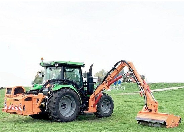 Deutz-Fahr demo! 5105 GS +(HR)Rasco -BRK 6000 - Traktor: pilt 1 Deutz-Fahr demo! 5105 GS +(HR)Rasco -BRK 6000 - Traktor: pilt 1