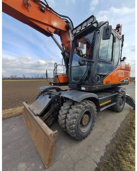 Doosan 18.6t DX170 W-7 (DEVELON) - Ratastel ekskavaator: pilt 4 Doosan 18.6t DX170 W-7 (DEVELON) - Ratastel ekskavaator: pilt 4