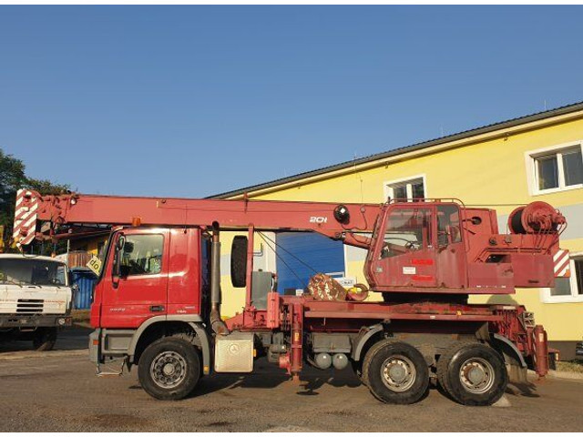 Mercedes-Benz 6x4 Actros 3332K +20t (ČKD) AD 20.2 - Maastikukraana: pilt 2 Mercedes-Benz 6x4 Actros 3332K +20t (ČKD) AD 20.2 - Maastikukraana: pilt 2