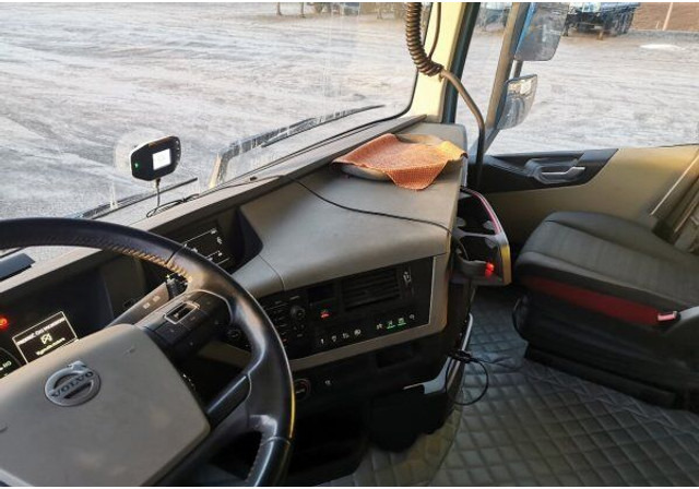 Volvo FH460 - Sadulveok: pilt 5 Volvo FH460 - Sadulveok: pilt 5