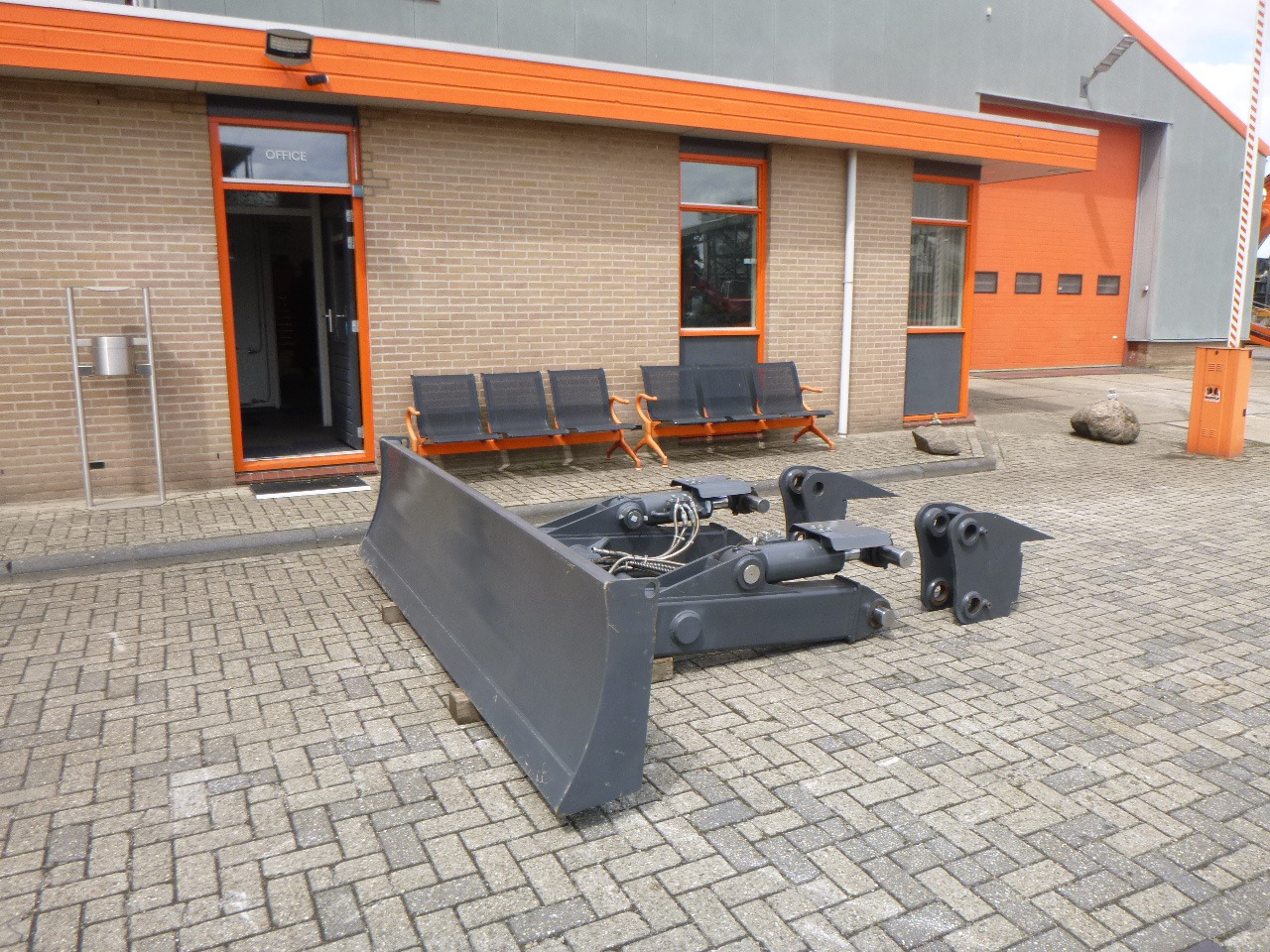 DOOSAN DX235LCR - Tera - Lintekskavaator: pilt 1 DOOSAN DX235LCR - Tera - Lintekskavaator: pilt 1