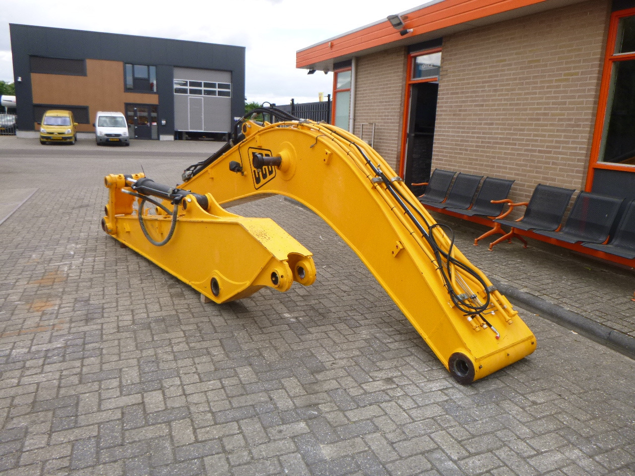 JCB JS200/JS210/JS220 - Poom - Lintekskavaator: pilt 3 JCB JS200/JS210/JS220 - Poom - Lintekskavaator: pilt 3