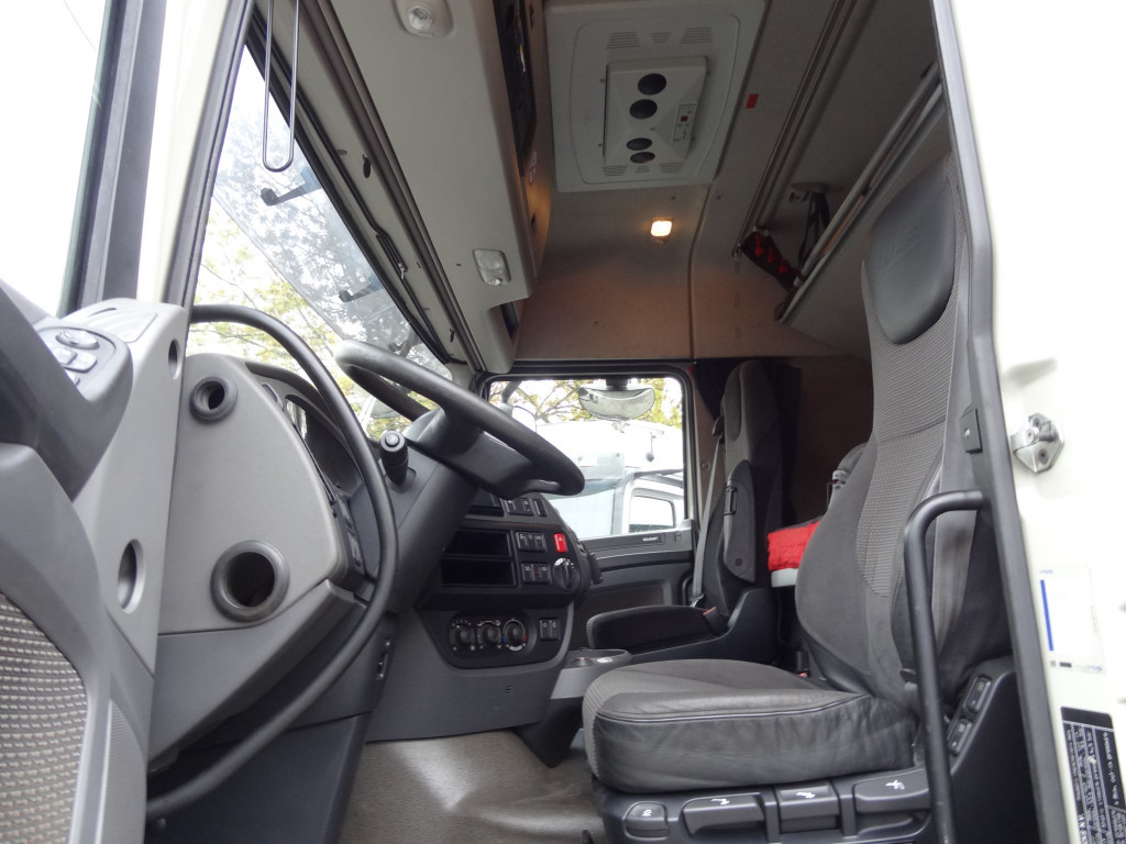 Daf XF440 6X2 Fassi 235 mit Jib bis 24.50 Meter - Kraanaga veoauto, Madelveok/ Platvormveok: pilt 2 Daf XF440 6X2 Fassi 235 mit Jib bis 24.50 Meter - Kraanaga veoauto, Madelveok/ Platvormveok: pilt 2