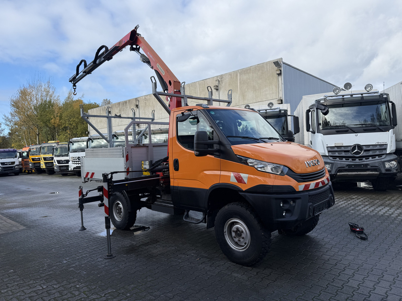 Iveco Daily 55S18W 4X4 Palfinger PK 7.501 - Madelauto: pilt 2 Iveco Daily 55S18W 4X4 Palfinger PK 7.501 - Madelauto: pilt 2