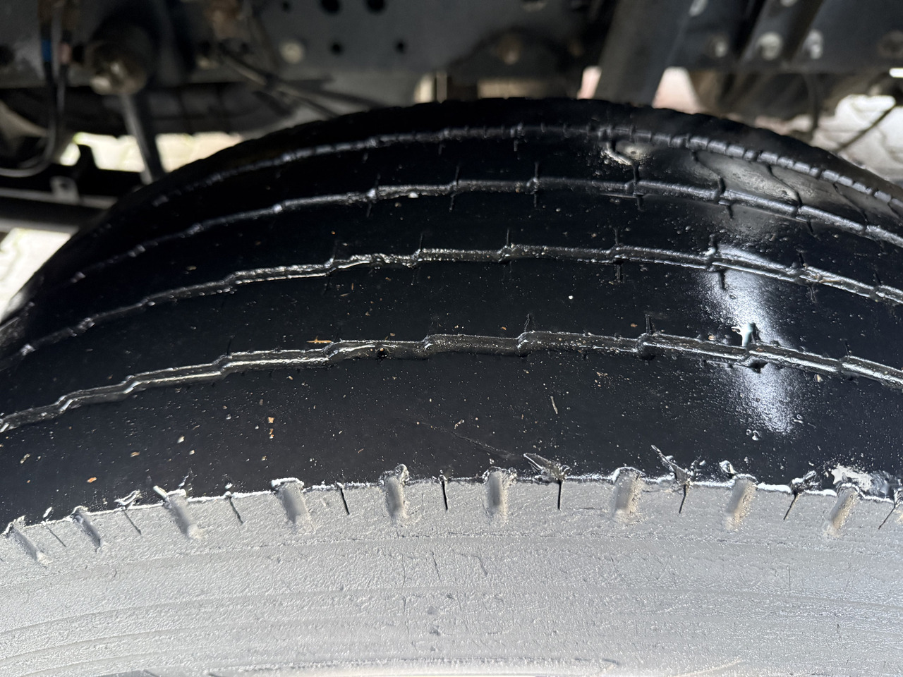 Iveco EuroCargo 80E22 Kran HMF 735 bis 15 Meter - Kraanaga veoauto, Madelveok/ Platvormveok: pilt 3 Iveco EuroCargo 80E22 Kran HMF 735 bis 15 Meter - Kraanaga veoauto, Madelveok/ Platvormveok: pilt 3