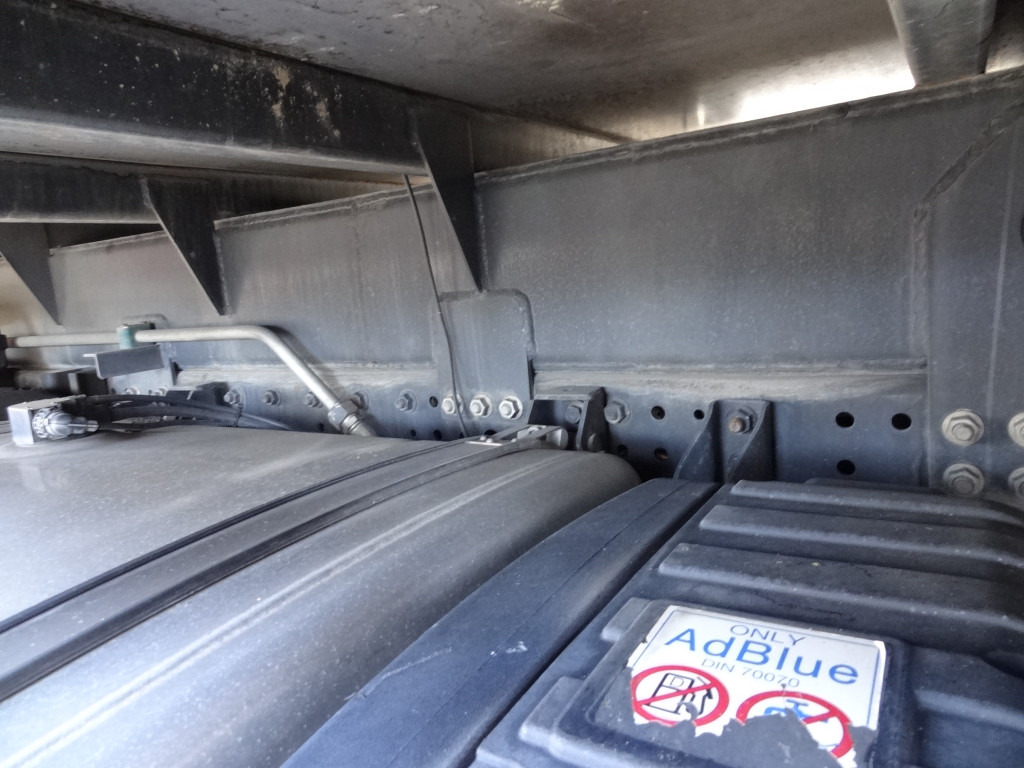 Iveco Stralis 420 6X2 Montagekran Fassi F335 28Meter - Kraanaga veoauto, Madelveok/ Platvormveok: pilt 2 Iveco Stralis 420 6X2 Montagekran Fassi F335 28Meter - Kraanaga veoauto, Madelveok/ Platvormveok: pilt 2