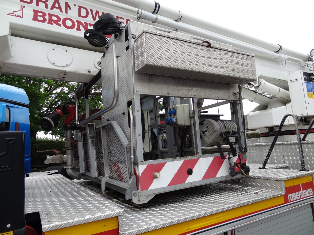 MAN L2000 18.284 Feuerwehr Bronto Skylift 27 Meter - Veoautolt tõusev platvorm: pilt 3 MAN L2000 18.284 Feuerwehr Bronto Skylift 27 Meter - Veoautolt tõusev platvorm: pilt 3