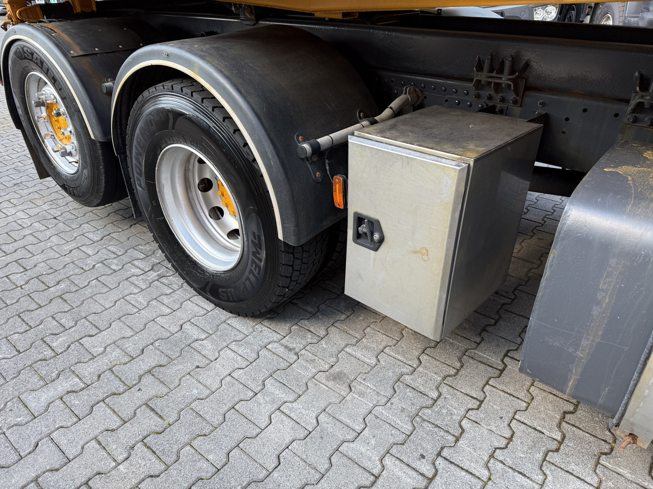 MAN TGA 26.360 6X2 Kipper Kran Palfinger 15500 - Kallurauto, Kraanaga veoauto: pilt 2 MAN TGA 26.360 6X2 Kipper Kran Palfinger 15500 - Kallurauto, Kraanaga veoauto: pilt 2