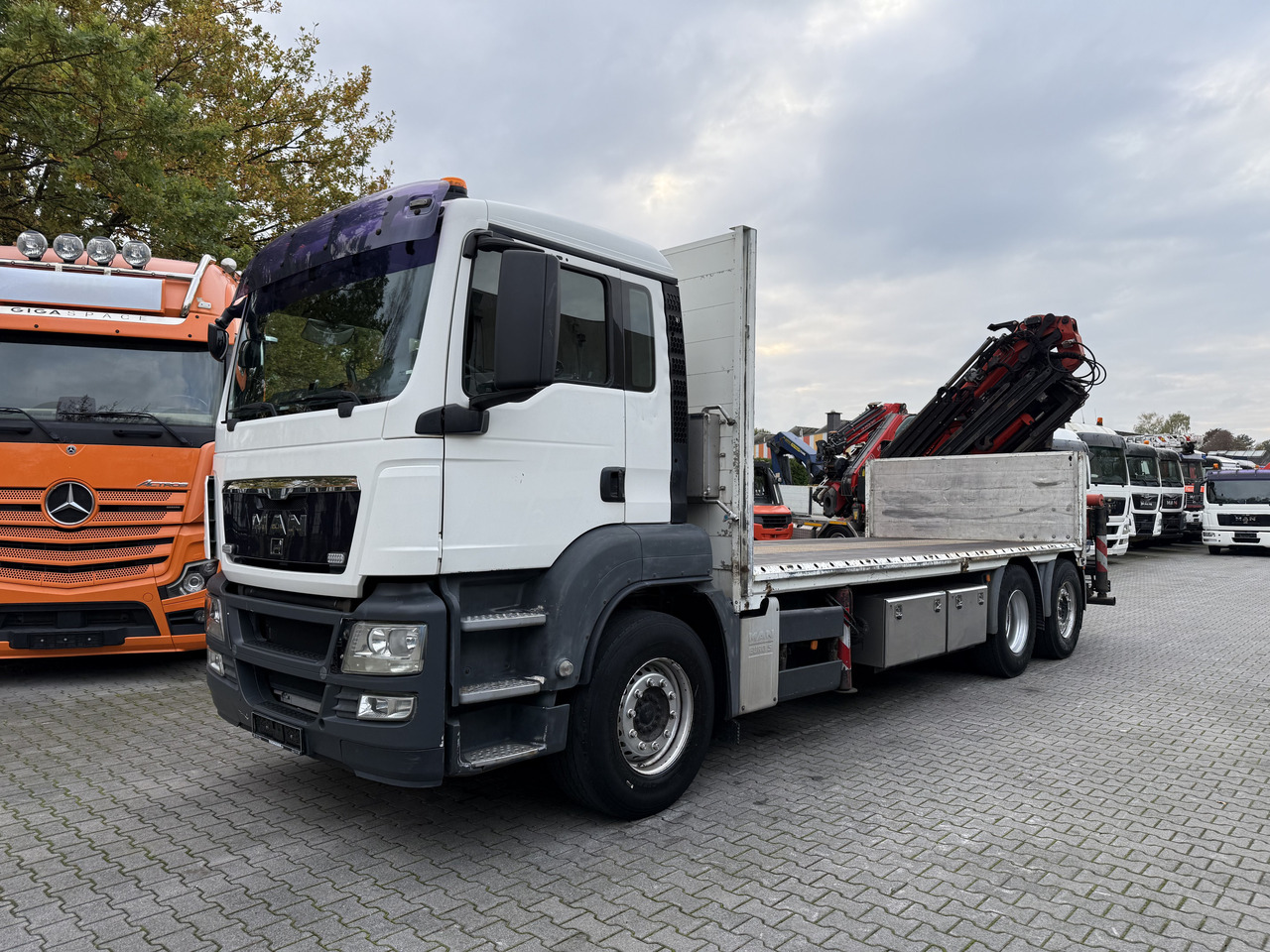 MAN TGS 26.360 6X2 Palfinger 27002 bis 26.5 Meter - Kraanaga veoauto, Madelveok/ Platvormveok: pilt 1 MAN TGS 26.360 6X2 Palfinger 27002 bis 26.5 Meter - Kraanaga veoauto, Madelveok/ Platvormveok: pilt 1