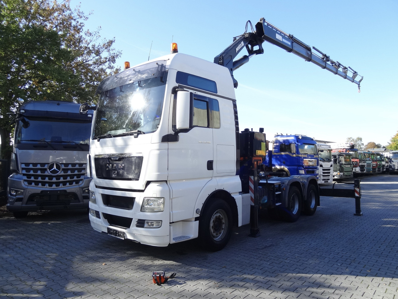 MAN TGX 33.480 6X4 Kran MKG 381 bis 20 Meter - Kraanaga veoauto, Sadulveok: pilt 1 MAN TGX 33.480 6X4 Kran MKG 381 bis 20 Meter - Kraanaga veoauto, Sadulveok: pilt 1