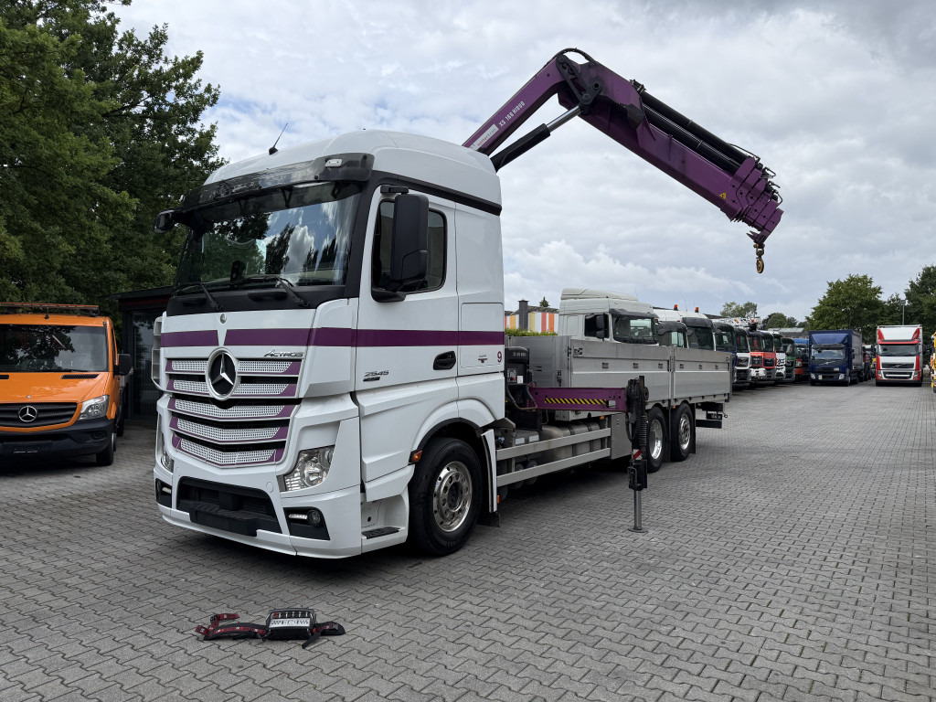 Mercedes-Benz Actros 2545 6X2 HIAB 166 bis 19 Meter - Madelveok/ Platvormveok, Kraanaga veoauto: pilt 1 Mercedes-Benz Actros 2545 6X2 HIAB 166 bis 19 Meter - Madelveok/ Platvormveok, Kraanaga veoauto: pilt 1