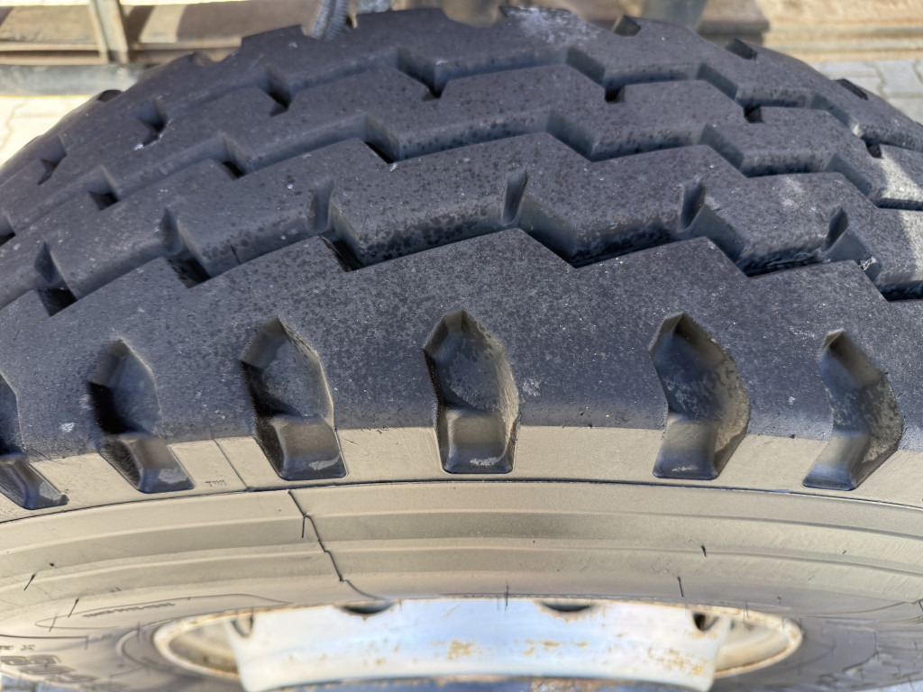 Mercedes-Benz Axor 1829 AK 4X4 Meiller - Kallurauto: pilt 5 Mercedes-Benz Axor 1829 AK 4X4 Meiller - Kallurauto: pilt 5